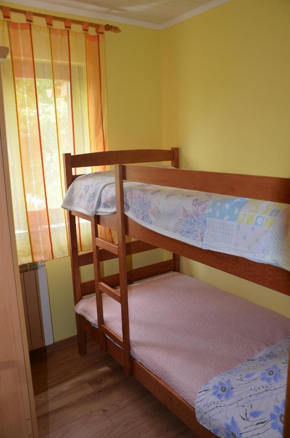 Villa Fragola - Holiday House With Large Garden Tinjan Kültér fotó