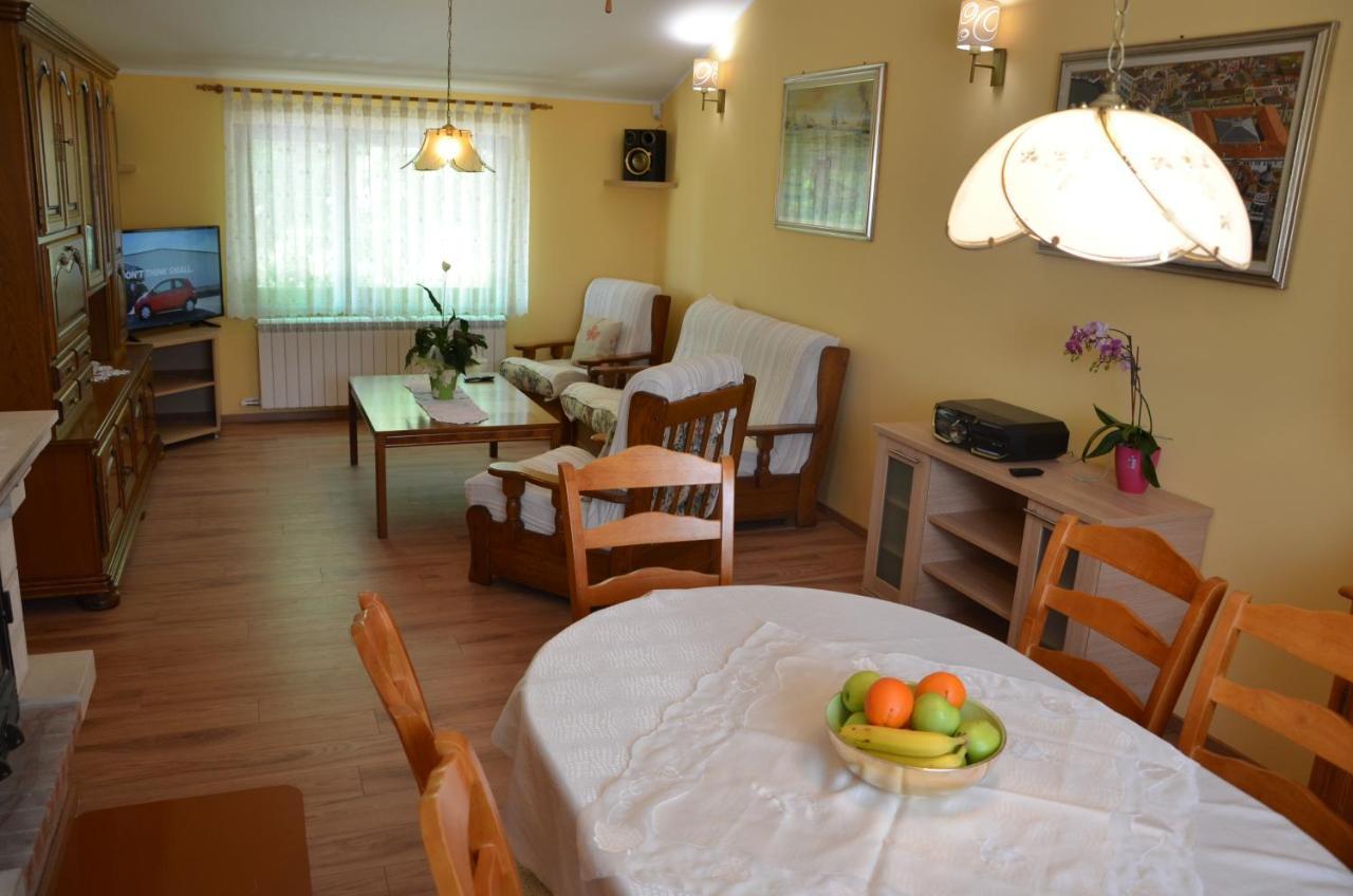 Villa Fragola - Holiday House With Large Garden Tinjan Kültér fotó
